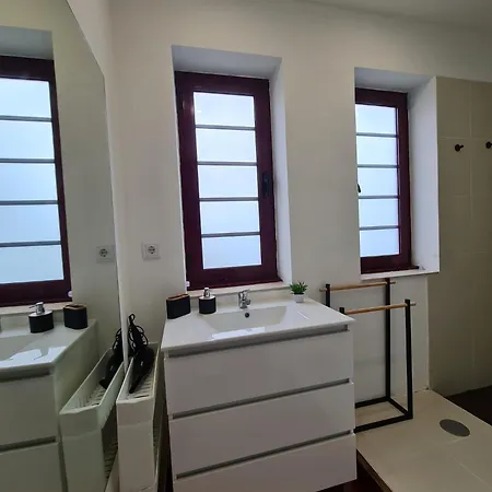 Casa Vitorino Damasio 139 Porto
