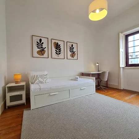 Casa Vitorino Damasio 139 Porto